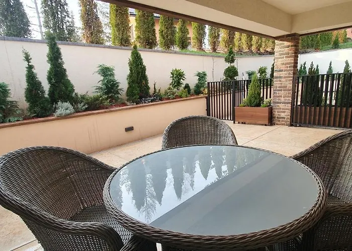 Sunlight House شقة زلاتيبور